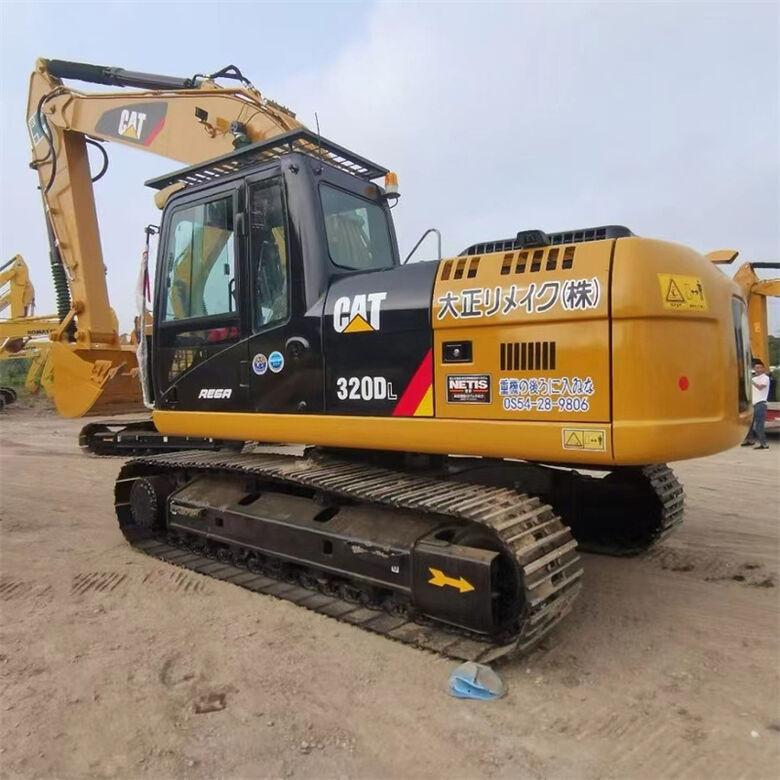 — Caterpillar 320D