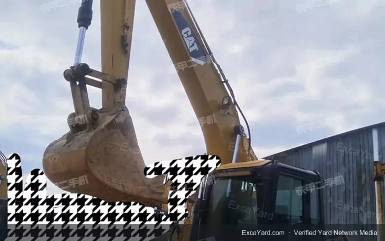 2016 Caterpillar 313D2GC