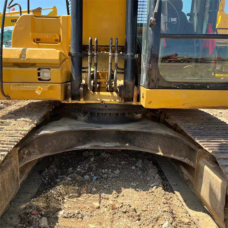 — Caterpillar 320D detail photo 4