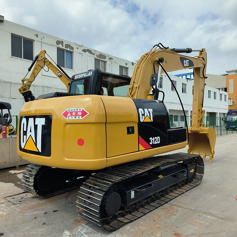 — Caterpillar 320D detail photo 2