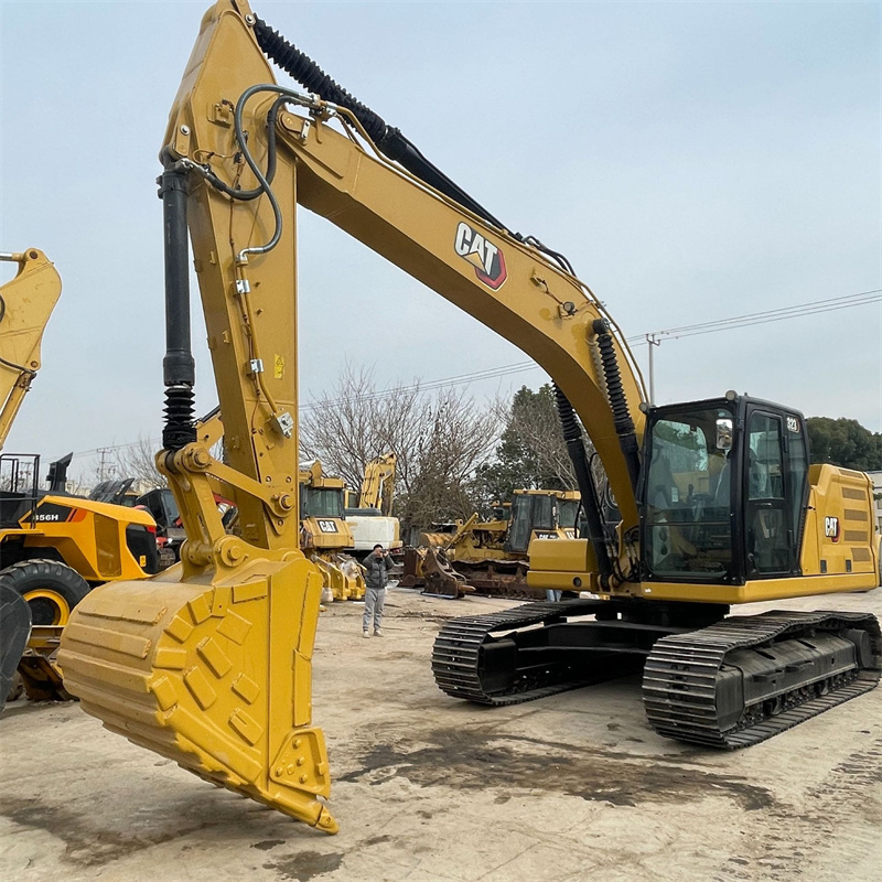— Caterpillar 323 detail photo 4
