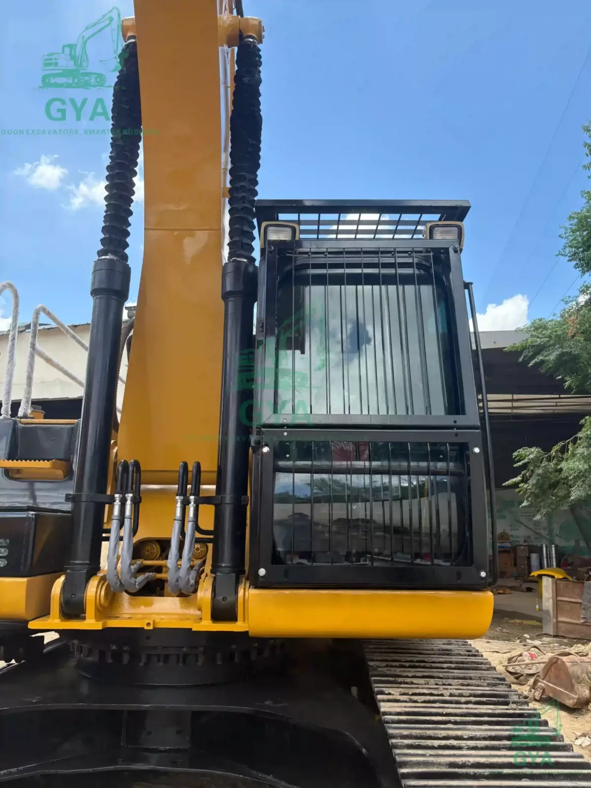 2017 Caterpillar CAT 329D2L detail photo 5