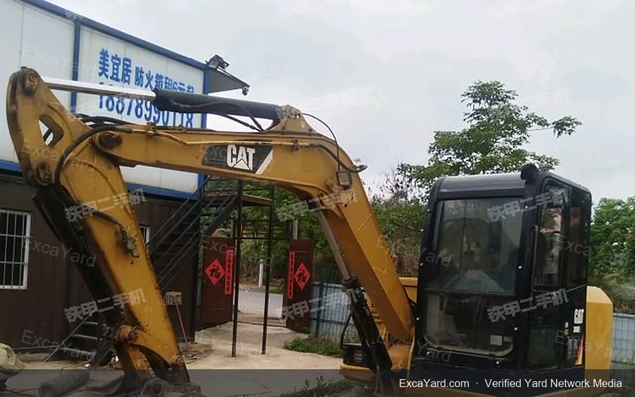 2018 Caterpillar 3055E2 detail photo 4