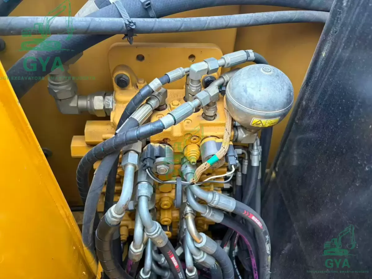 2022 Caterpillar CAT 305.5 / 305.5E2 detail photo 6